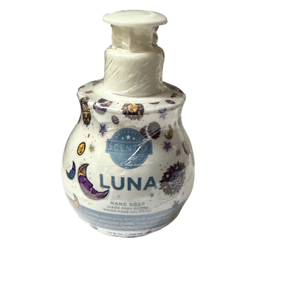 Scentsy Luna Hand Soap 7.7 fl oz Jasmine Sweet Pea Berries Sandalwood New Sealed